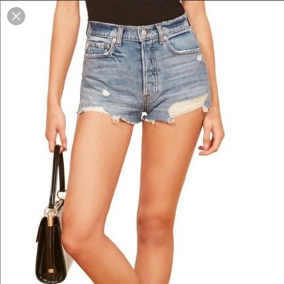 Reformation high rise distressed shorts 28 - Picture 5 of 5